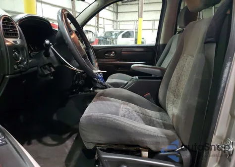 2005 GMC Envoy Xl z USA, uszkodzony, nr VIN 1GKES16S756117128